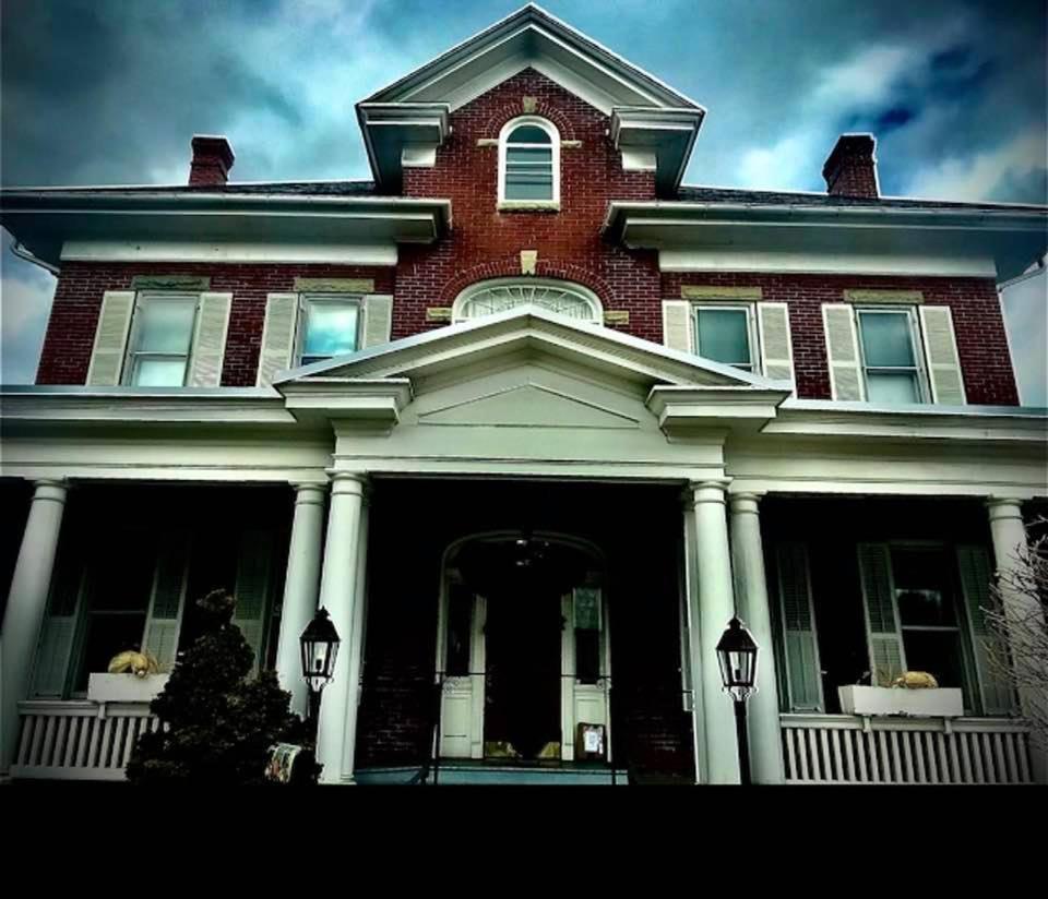 Historic 1912 Hoover House Bed And Breakfast Waynesboro Екстер'єр фото